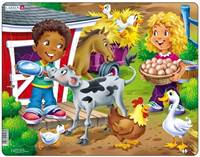 Kŕmime teliatko - Puzzle Larsen (18 dielikov)