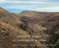 Kniha Zaříkávači kamene / Les magiciens de la pierre